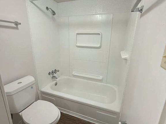 4th image of 1599 Knollway Dr #61