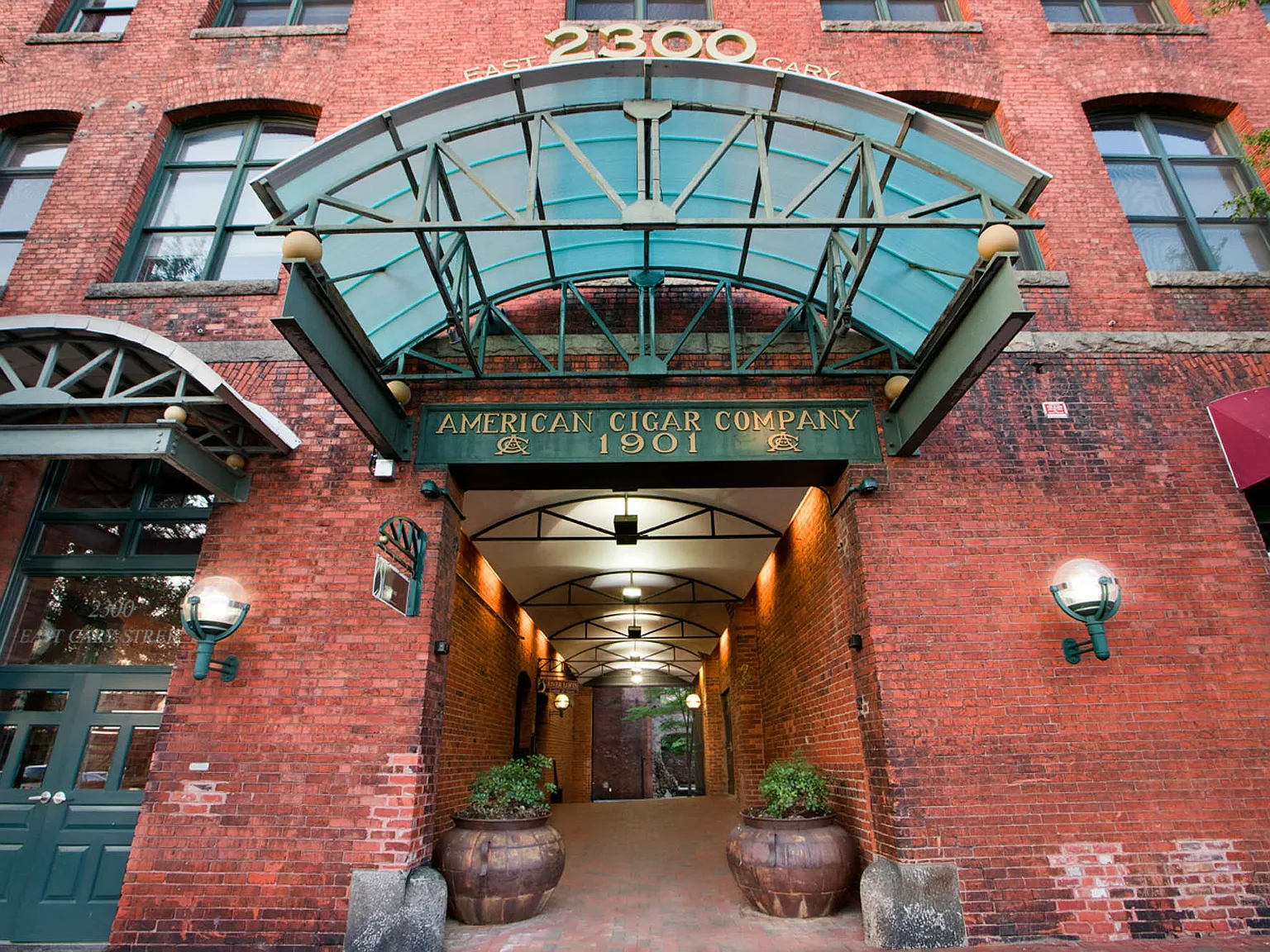 The River Lofts at Tobacco Row — Photo 2