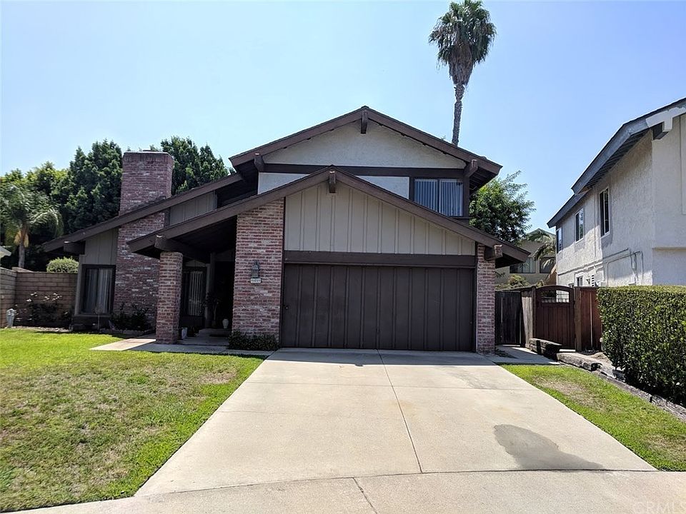 2nd image of 23222 Stella Ct