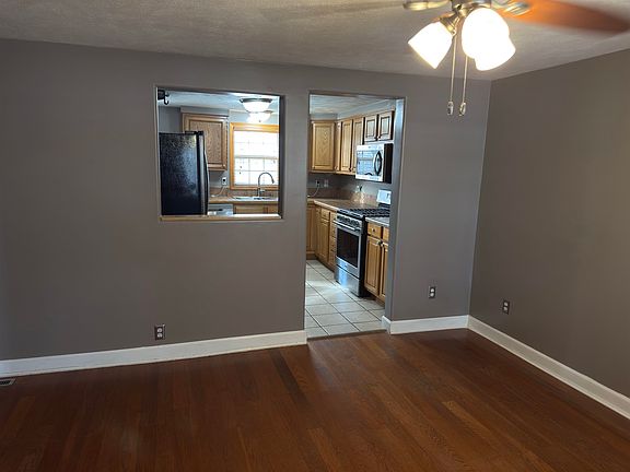 3rd image of 730 Chicago Ave