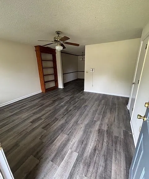 1996 Coral Way — Photo 2