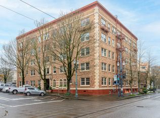709 SW 16th Ave UNIT 204, Portland, OR 97205