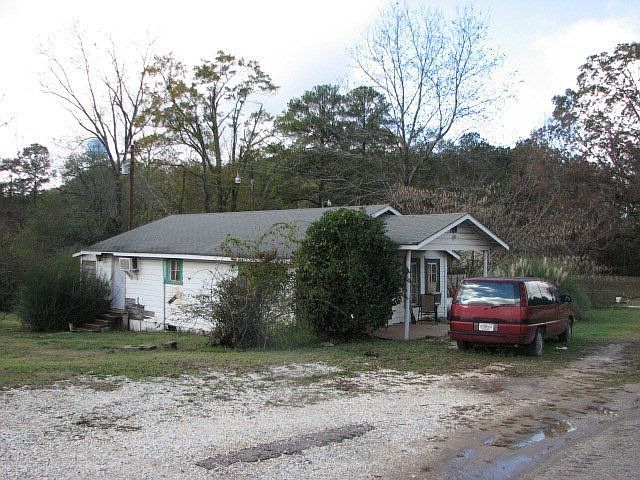 2nd image of 1501 County Road 79 S