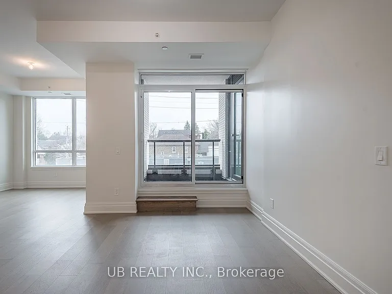 1451 Wellington St W #202 — Photo 7