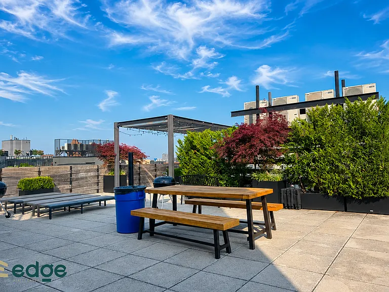 180 N 7th St #313 — Photo 12