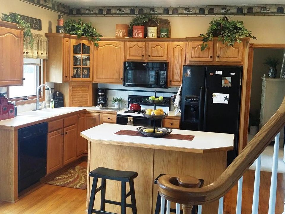 3119 Crestbrooke Dr Zeeland MI Zillow