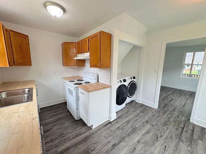 516 Homestead Ave — Photo 10