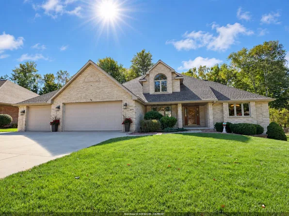 2879 Sweetfern Dr, Green Bay, WI 54313