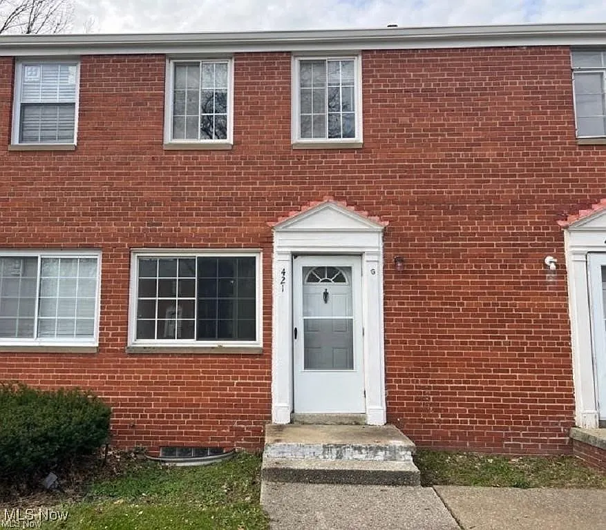 421 Kenwood Dr APT G photo 1