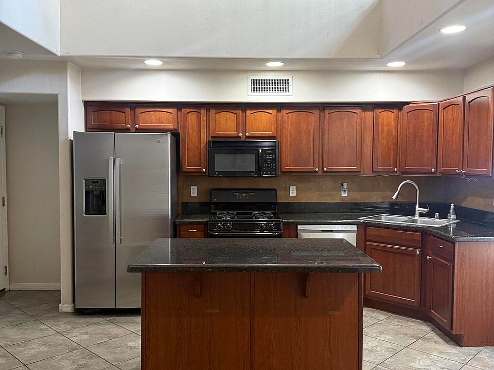 1st image of 3431 E Lance Ln