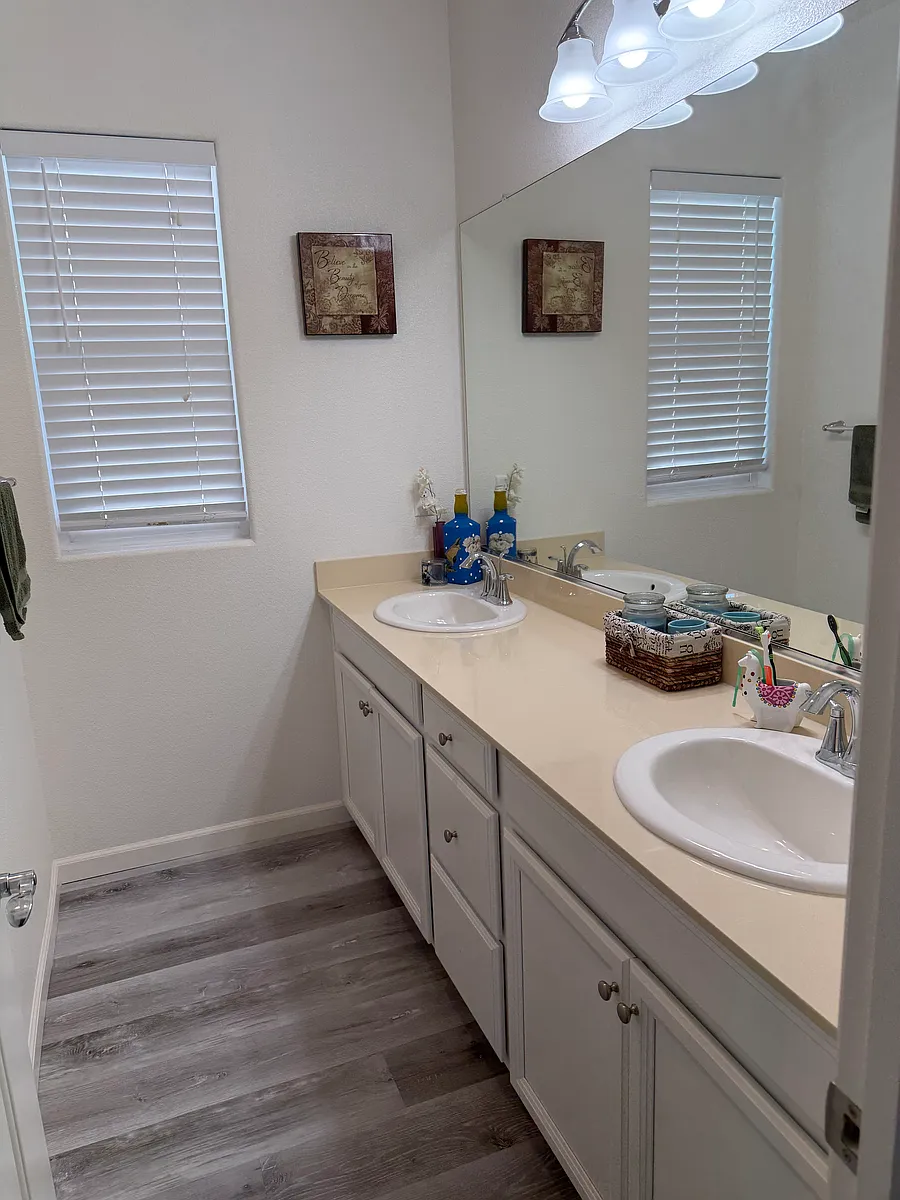 Building Photo - 2450 Ellis Town Dr