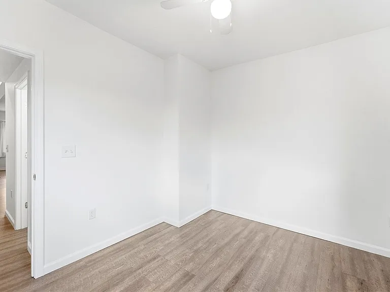 117 E Jefferson St #1 — Photo 21