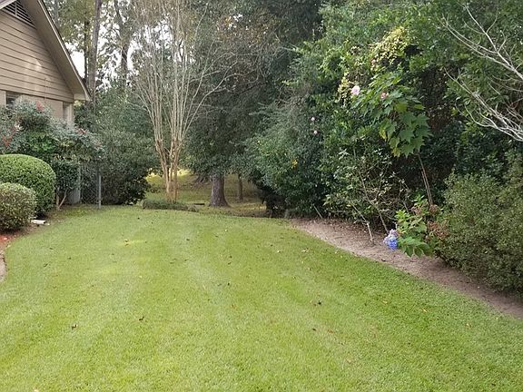2nd image of 784 Northwood Dr