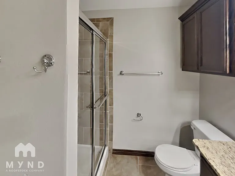 1114 Merlin Dr — Photo 13