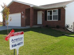 7804 Trails Edge Dr, Dubuque, IA 52002