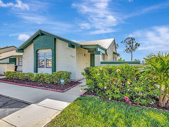 4th image of 802 SW Monica St #802