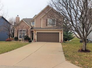 15840 S Bradley Dr, Olathe, KS 66062