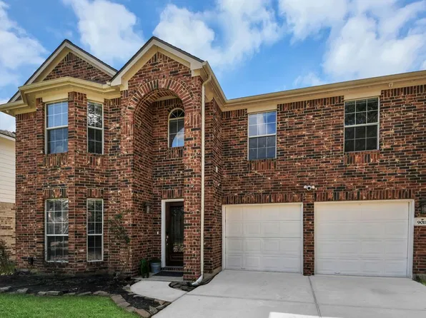 9011 S Ferndale Place Dr, Houston, TX 77064