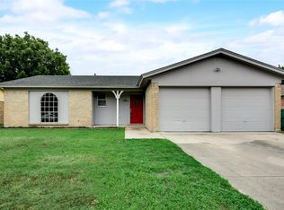 6412 Macarthur Dr, Watauga, TX 76148