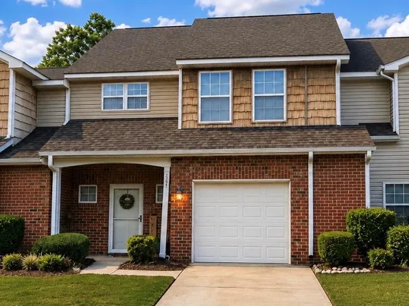 321 Valley Brook Ln SE, Concord, NC 28025