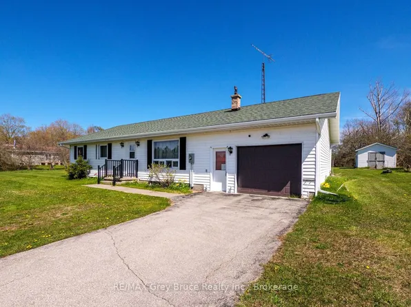 26 Maple Golf Cres, Northern Bruce Peninsula, ON N0H 2R0