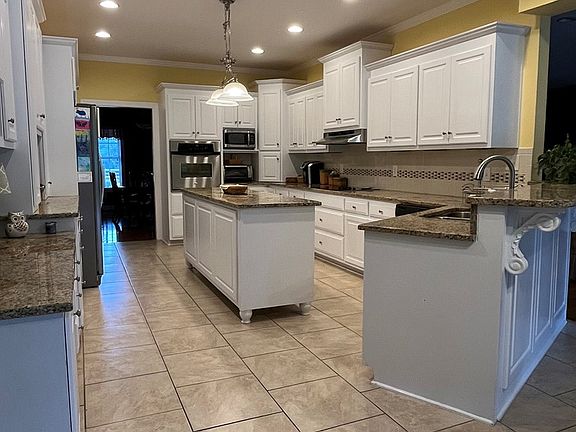 2nd image of 84 Elwyn Dr