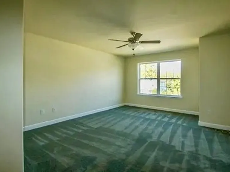1230 Beaumont Ave — Photo 6
