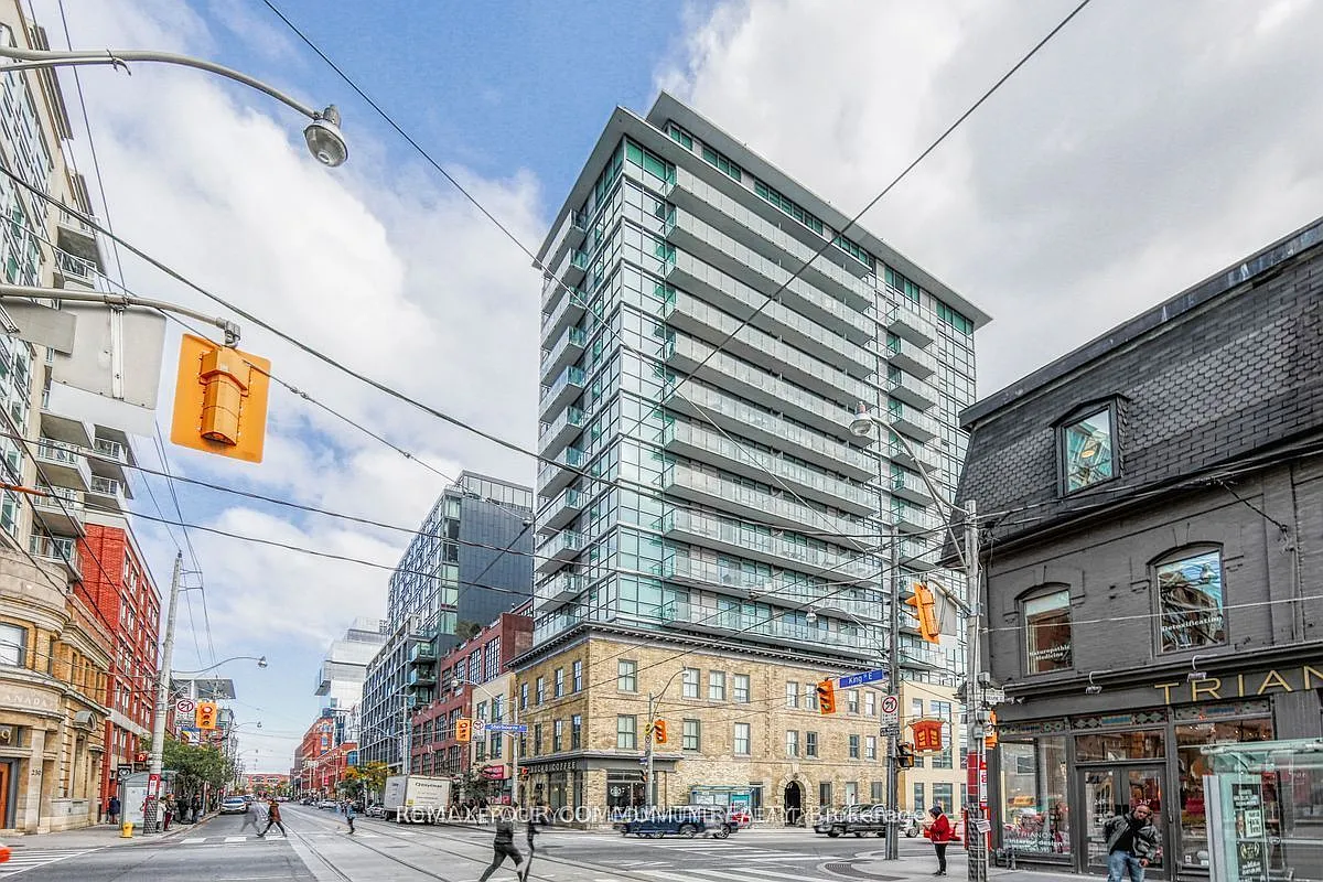 Building Photo - 39 Sherbourne St W #1108