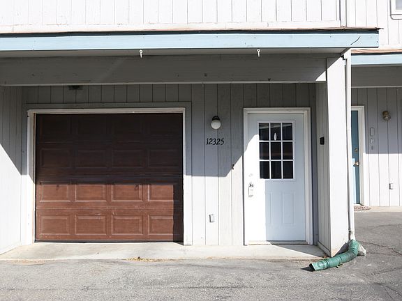 3rd image of 12325 Lake St
