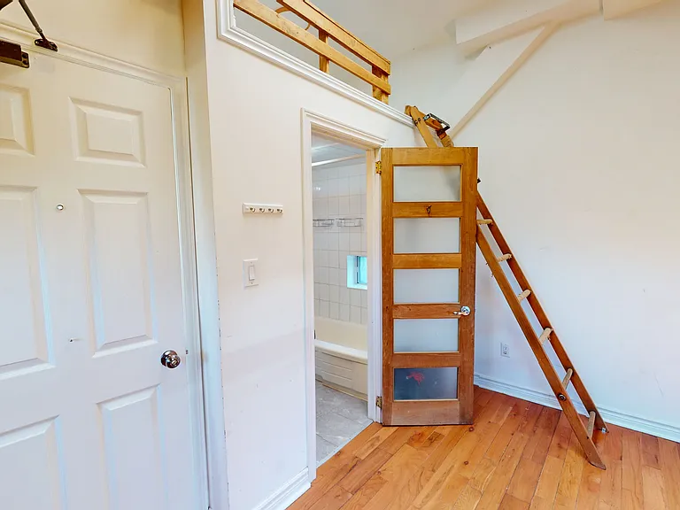 171 Harbord St #THE HARBORD — Photo 13