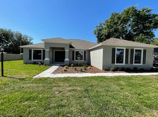 204 Whispering Oaks Way, Auburndale, FL 33823
