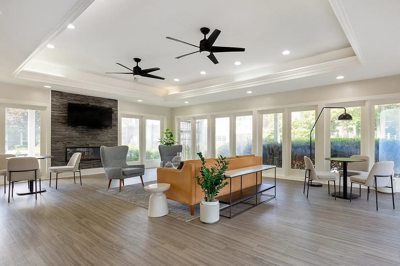 The Courts at Fair Oaks Apartments — Photo 1