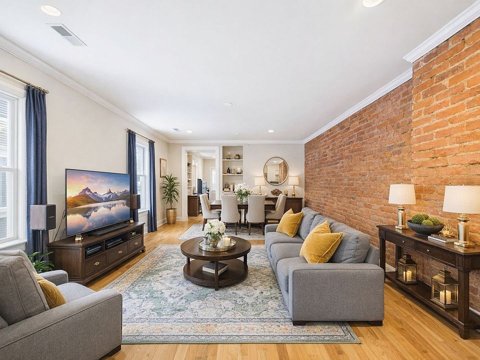 1st image of 1623 Green St #3R