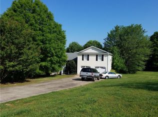 3230 Hummingbird Dr, Canton, GA 30115