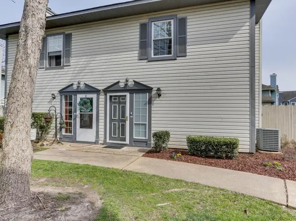 335 Ferdinand Cir, Virginia Beach, VA 23462