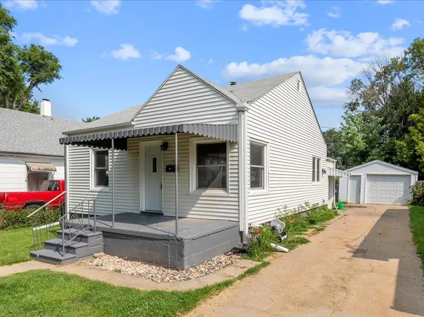 2218 Avenue C, Council Bluffs, IA 51501