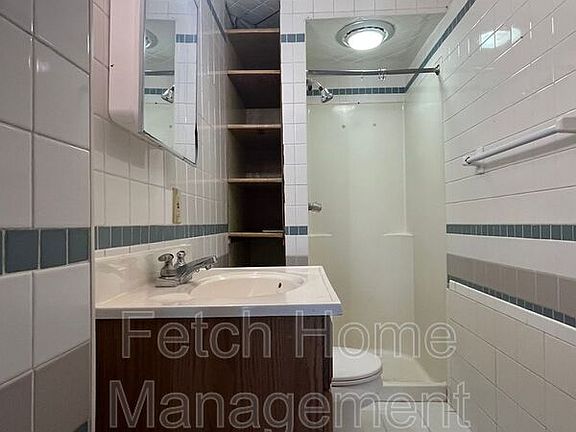 2nd image of 2481 Old Philadelphia Pike #B