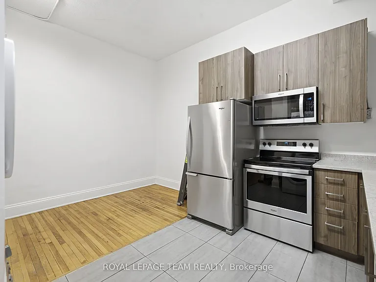 21 York St #1 — Photo 8