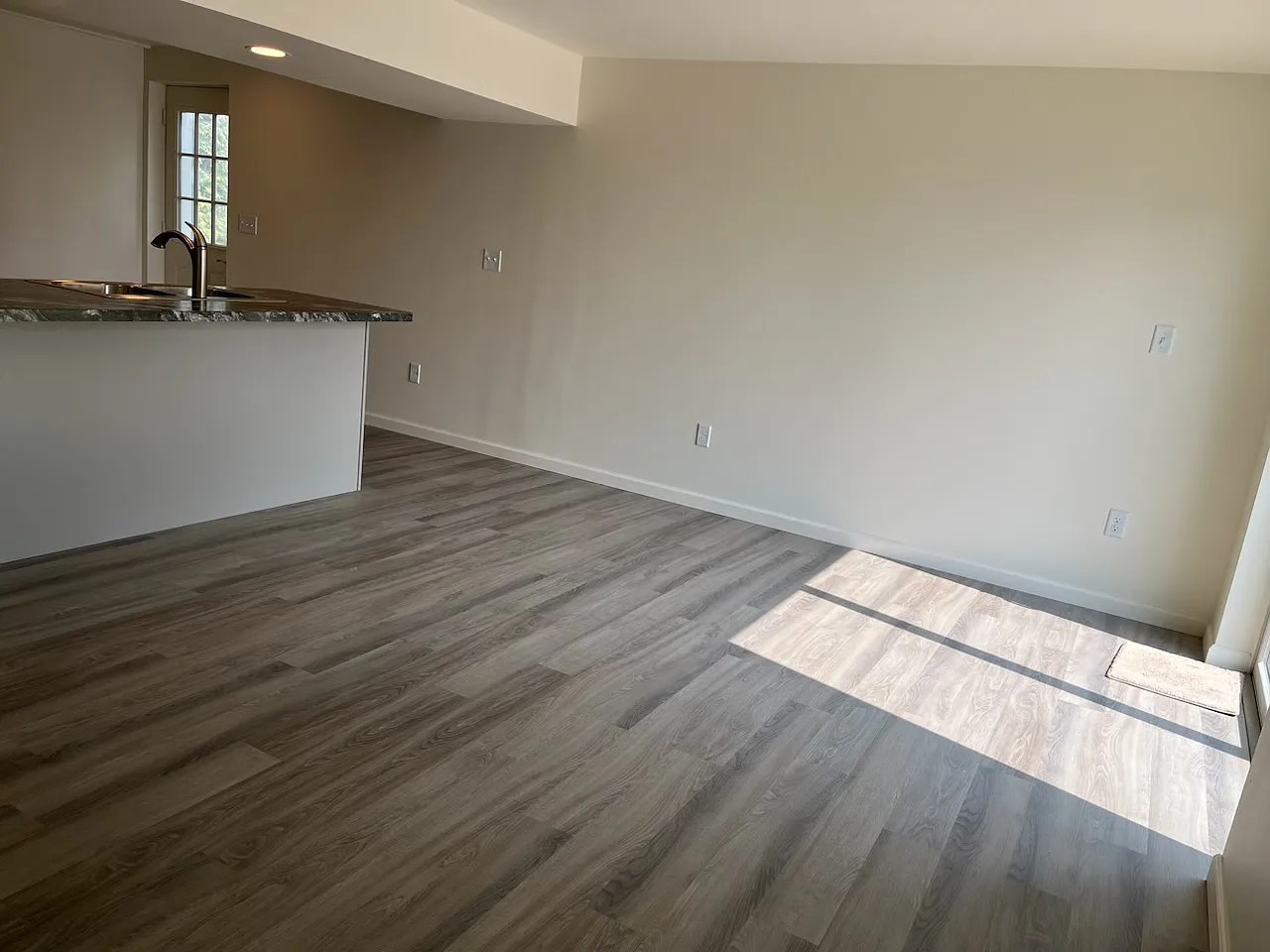 803 Smith St — Photo 4