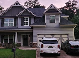 207 Wild Azalea Dr, Perry, GA 31069