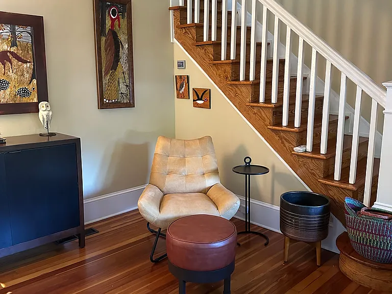 137 Annandale Ave — Photo 5