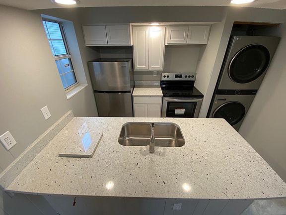 New Granite counter and stainless steel appliances