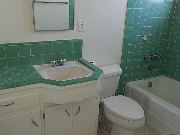 5th image of 4116 Neosho Ave