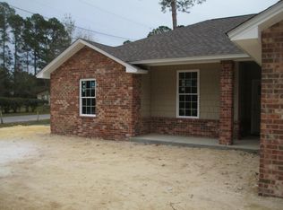 807 E 15th St, Lynn Haven, FL 32444