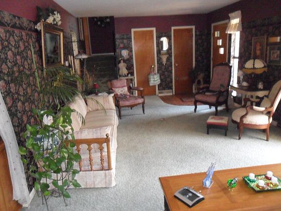 2nd image of 339 Mayfield Ave