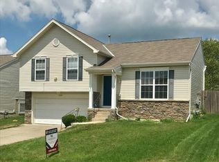 15418 Willit St, Bennington, NE 68007