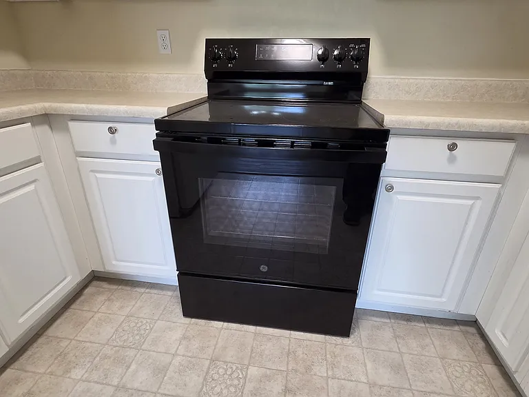 3511 Capri Way — Photo 8