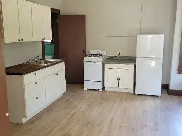 37 Hooker Ave APT 3, Poughkeepsie, NY 12601
