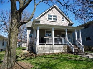 240 Sheridan Ave APT 1, Highwood, IL 60040