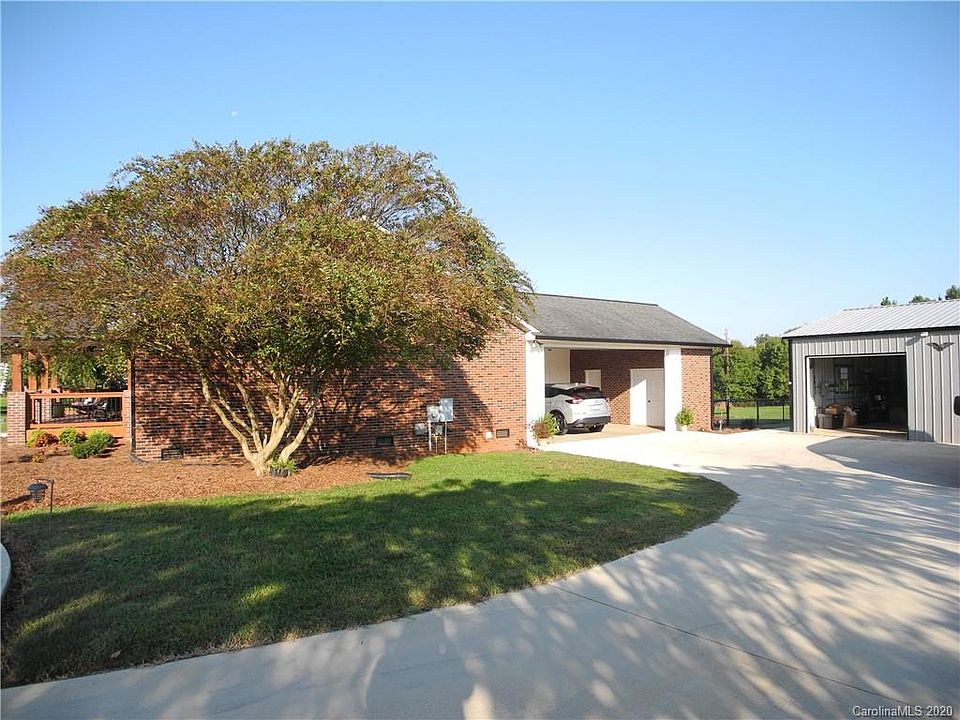 2826 Moose Gantt Trl Crouse, NC, 28033 Apartments for Rent Zillow